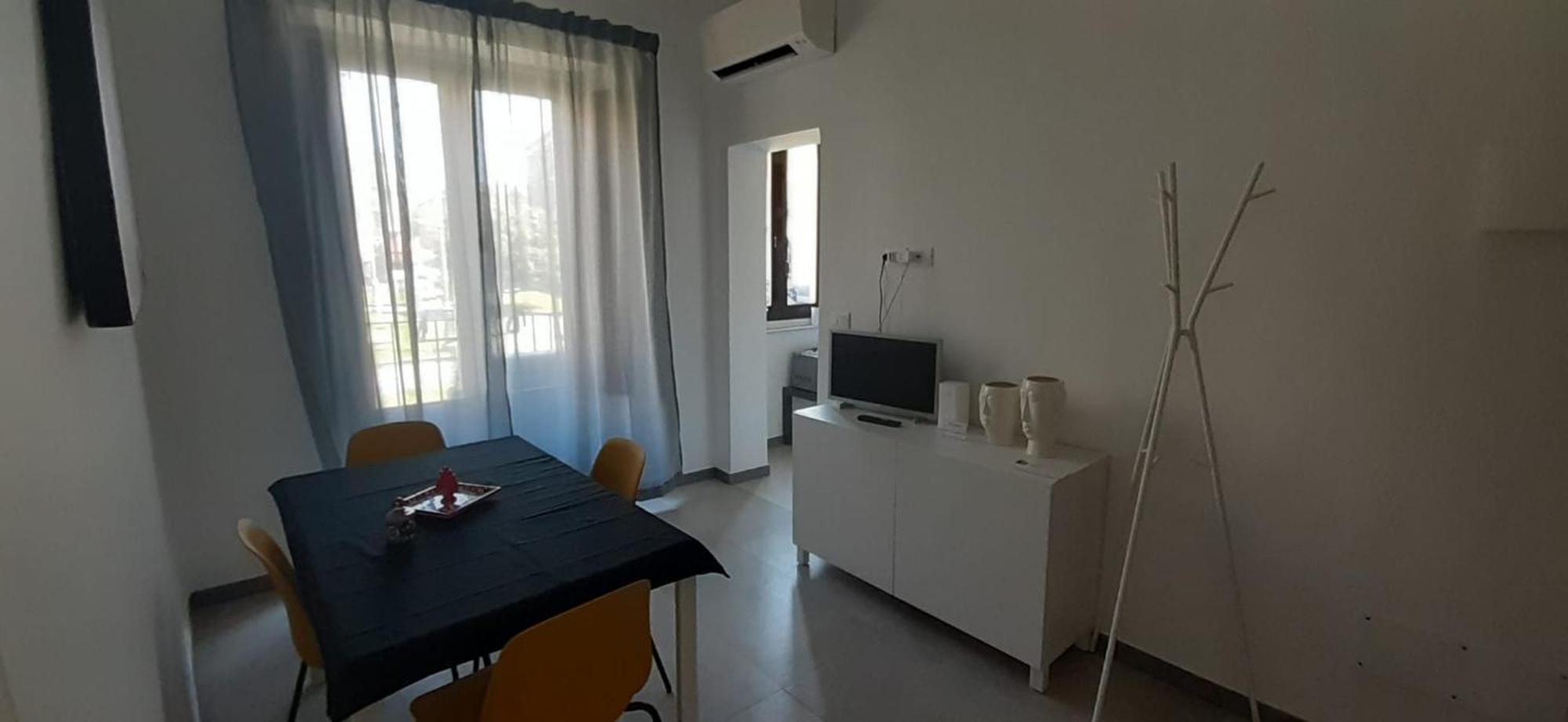 Dimora Cutelli Apartment คาตาเนีย ภายนอก รูปภาพ